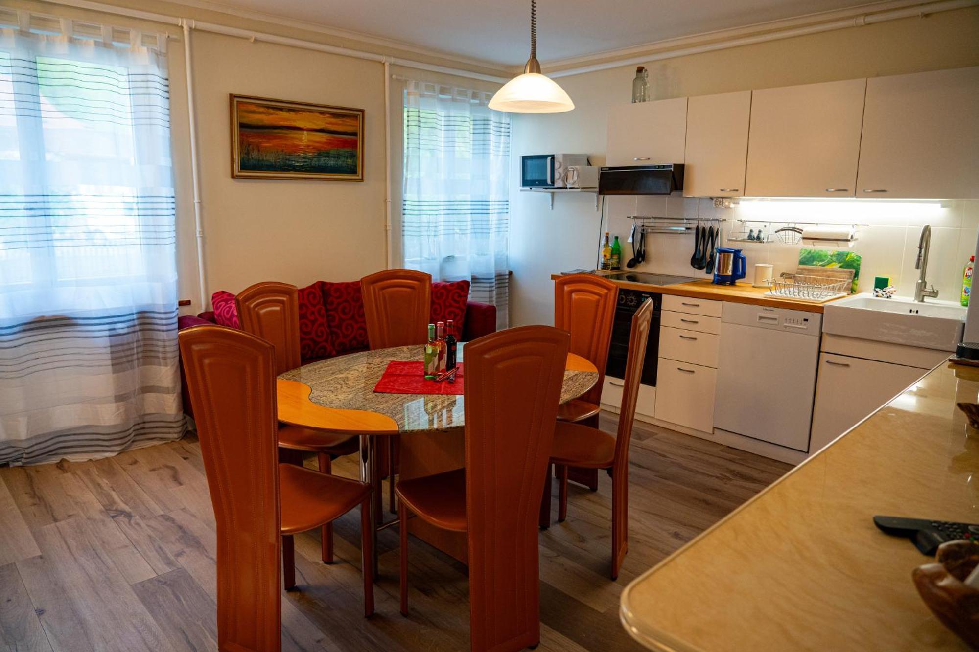Gemuetliche Wohnung Mit Terasse Und Feuerstelle Lengnau Exterior photo